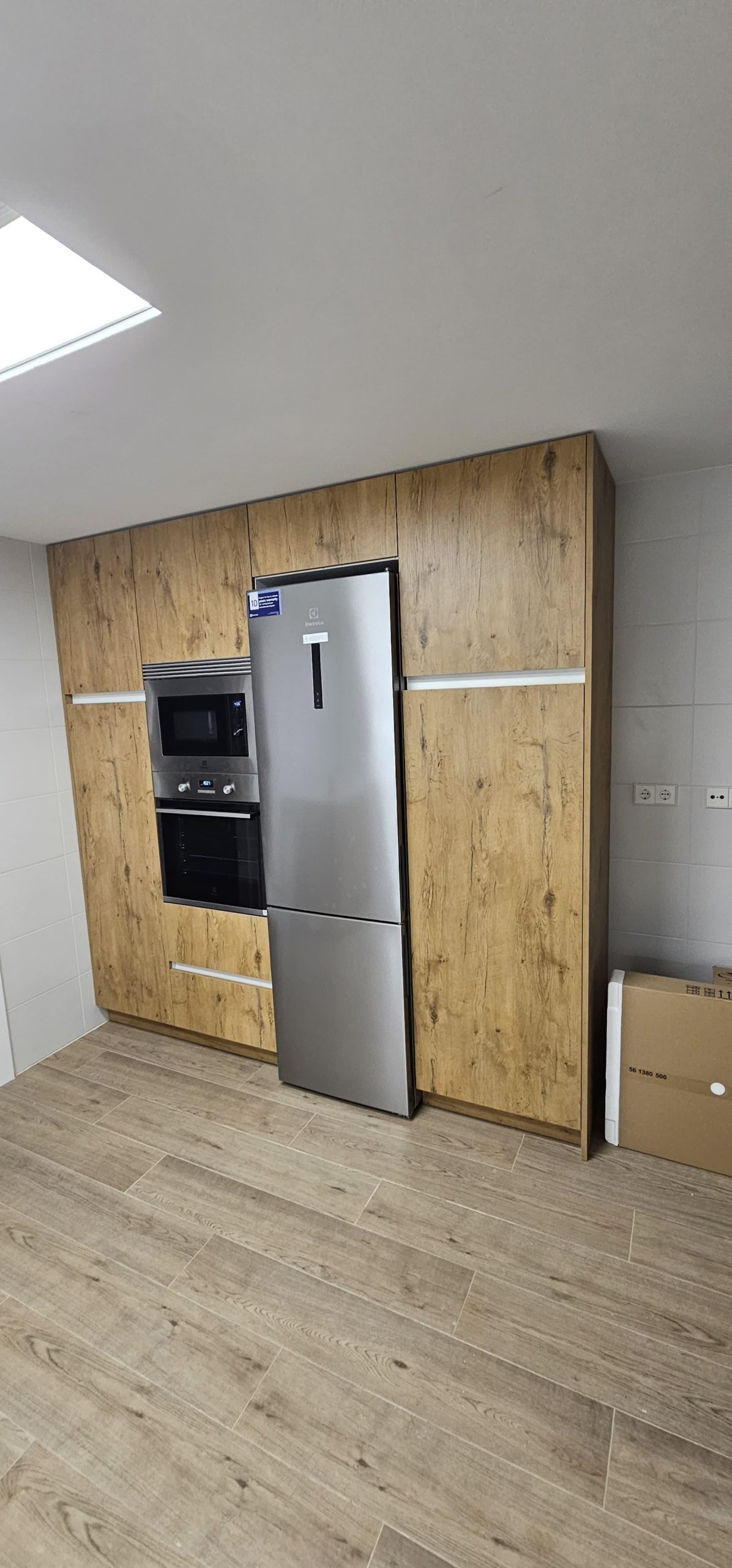 Montaje de electrodomésticos y columnas en Madrid Central